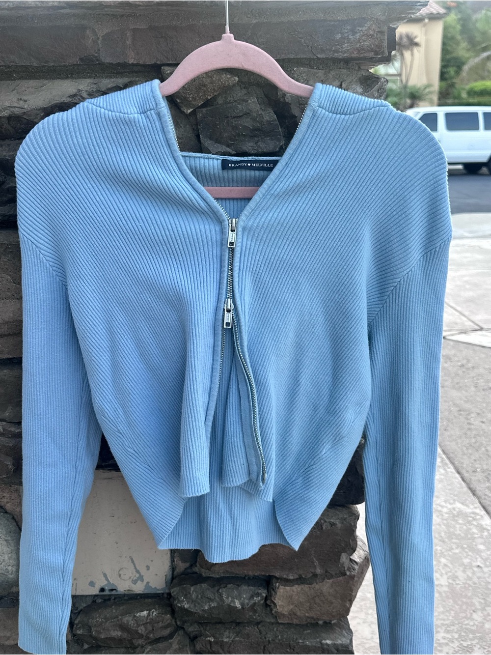 ✨Brandy Melville 5 item bundle - Picture 6 of 7